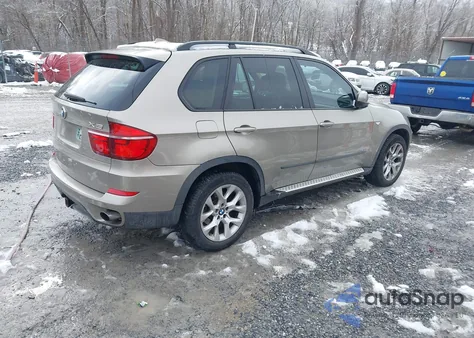 2012 BMW X5 xDrive35I/xDrive35I Premium/xDrive35I Sport Activity из США, поврежденный, VIN 5UXZV4C54CL764684
